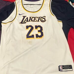 Los Ángeles Lakers LeBron James Jersey